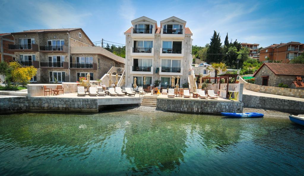 Apartments Zukovac Tivat Eksteriør billede